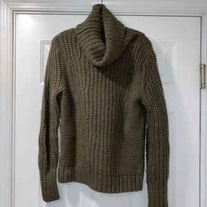 Banana Republic sweater
